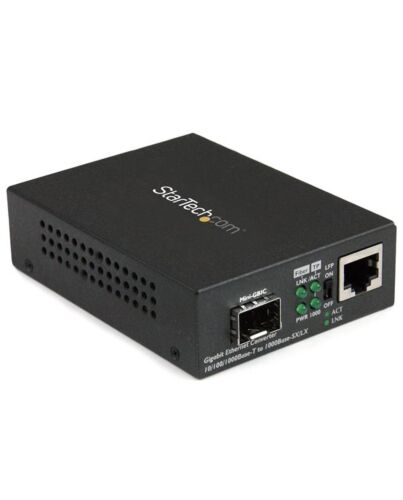 StarTech.com Gigabit Ethernet Fiber Media Converter with Open SFP Slot