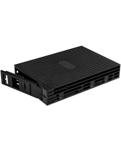 StarTech.com 2.5in SATA/SAS SSD/HDD to 3.5in SATA Hard Drive Converter