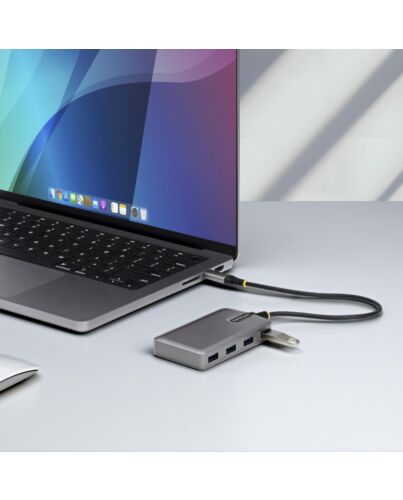 StarTech.com 4-Port USB-C Hub - 5Gbps - Bus Powered - USB C to 4x USB-A Hub w/ Optional Auxiliary Power Input - Portable Desktop/Laptop USB Hub - 1ft (30cm) Cable - USB Expansion Hub