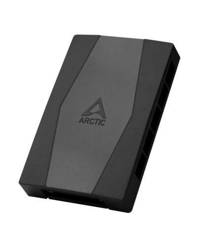 ARCTIC Case Fan Hub - 10 Port PWM Fan Hub with SATA Power